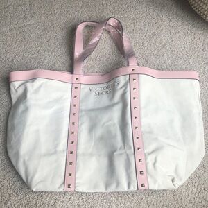 VICTORIA’S SECRET TOTE BAG